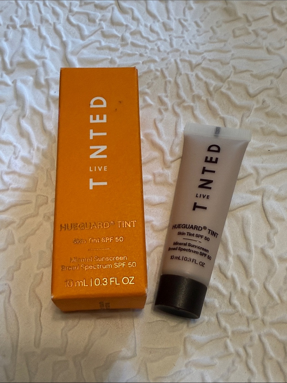 TNTED Live HUEGUARD Tint Skin Tint SPF 50 - Neutral Shade 10